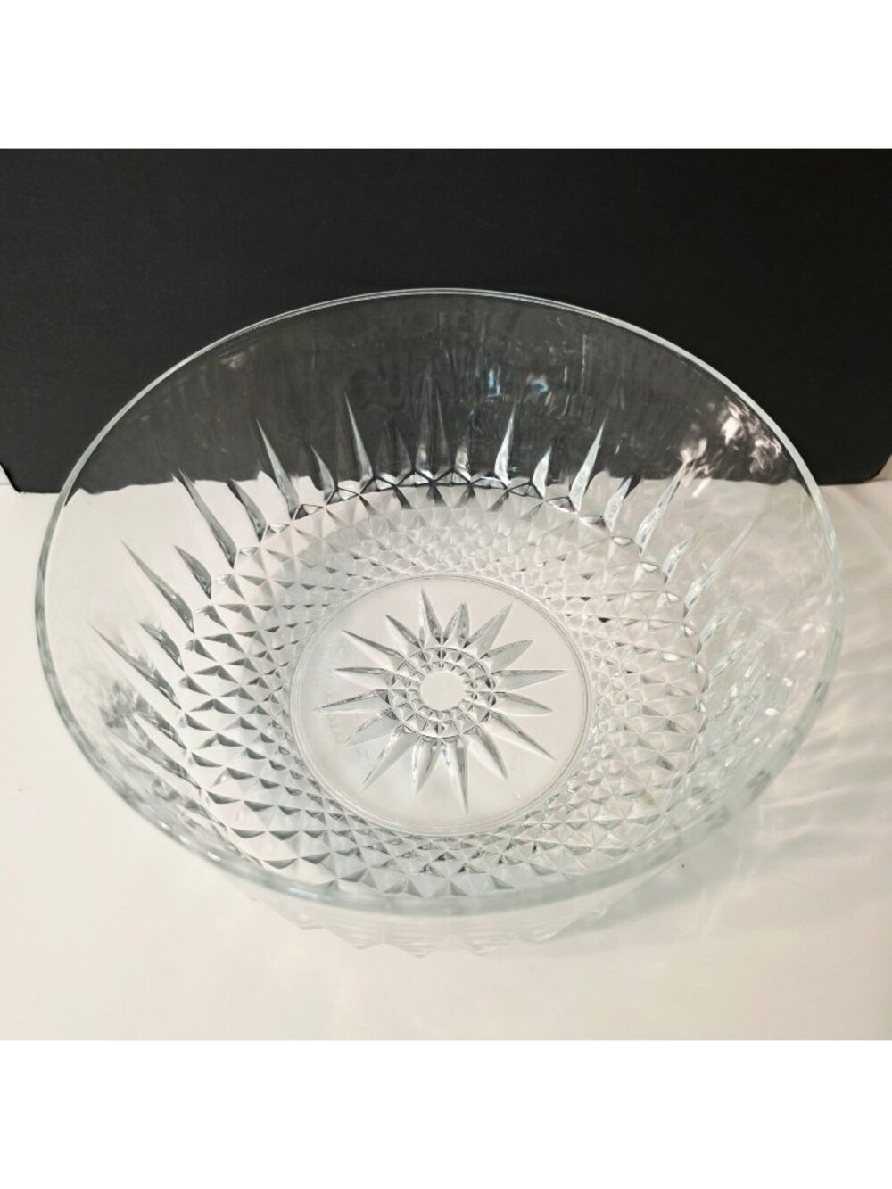 Vtg Arcoroc France 8” Diamond Starburst Serving Bowl Clear MCM Retro